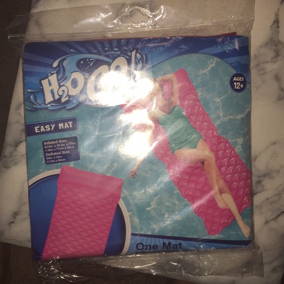 Air mattress - Picture 2 of 3